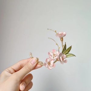 池鱼是零榆手作桃红柳绿缠花软簪