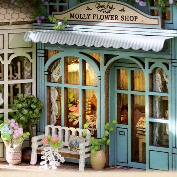 Molly House Assembly Models DIY Craft Kit - Image 2